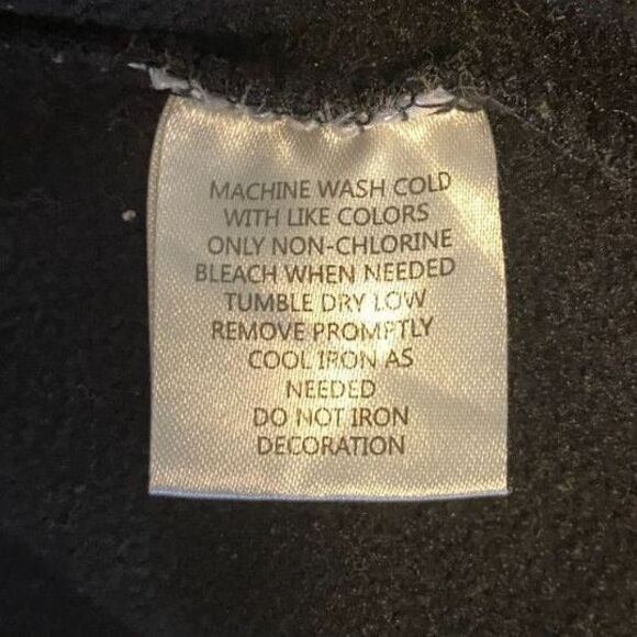 Realtree Pink Multicolor Camo Hoodie Women Size M - Picture 7 of 8